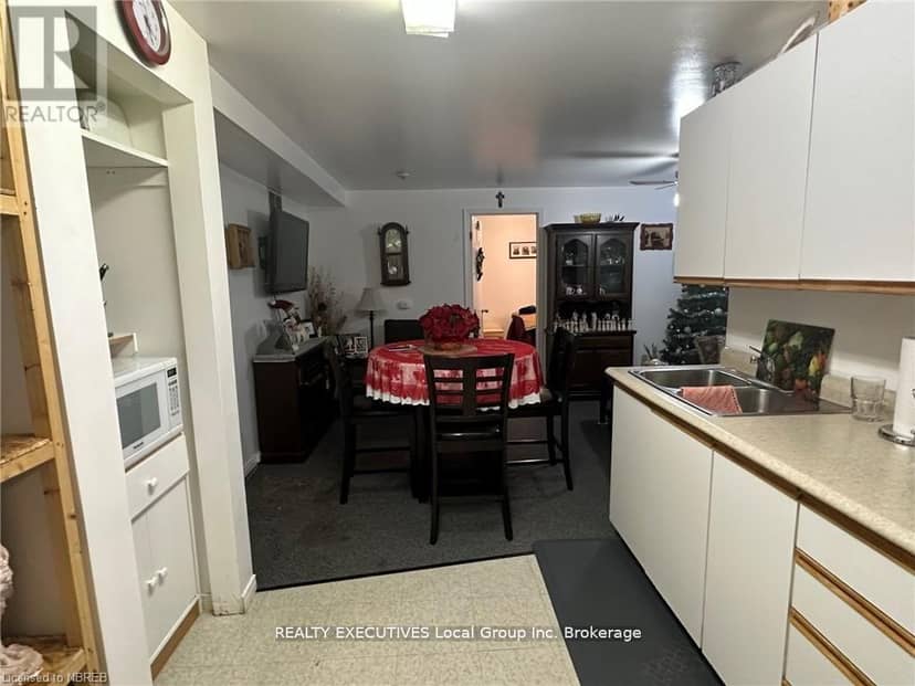510 Valois Drive, Mattawa, photo 6