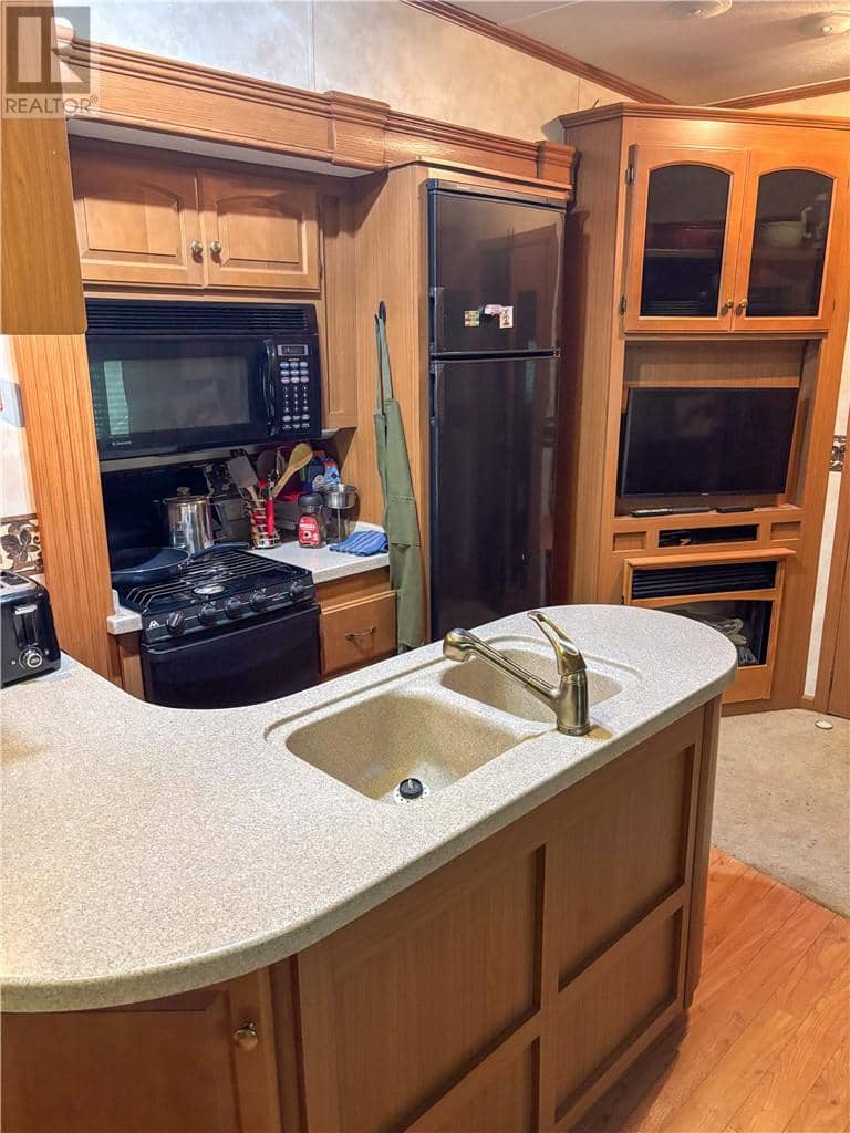 PCL 4804 Kukagami Lake Road — photo 14 of 35