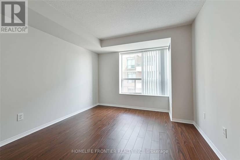 1008 - 29 Pemberton Avenue — photo 11 of 16