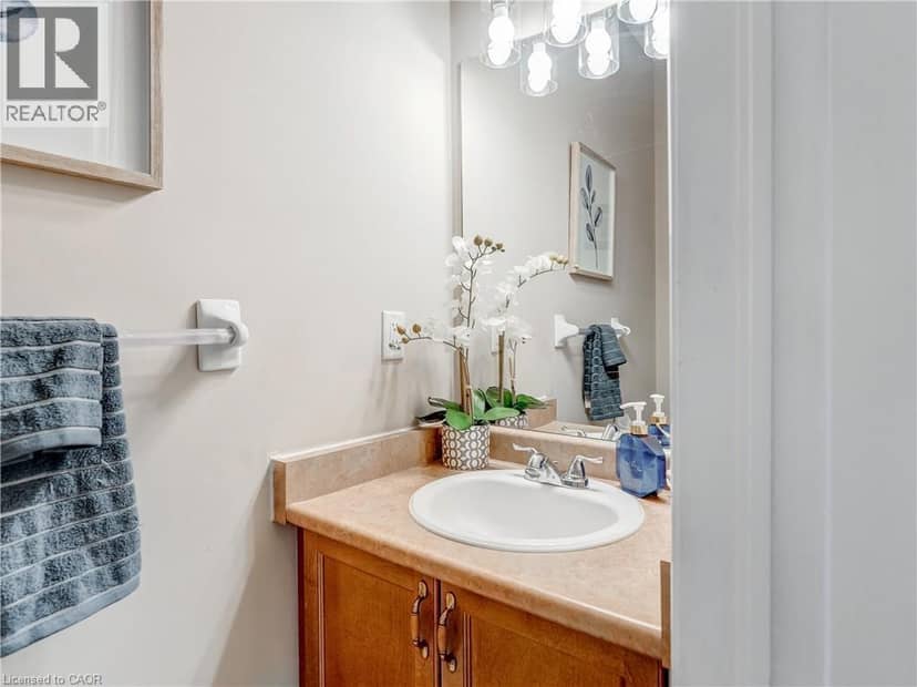 2229 WALKERS Line Unit# 6, Burlington, photo 6