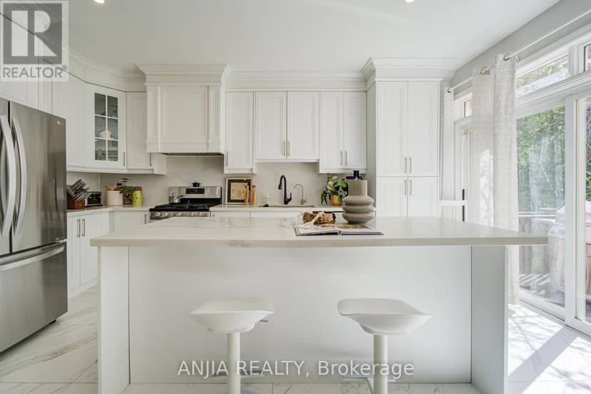 132 Estate Garden Drive — photo 17 of 40