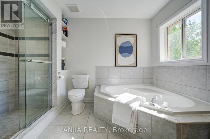 132 Estate Garden Drive — photo 33 of 40