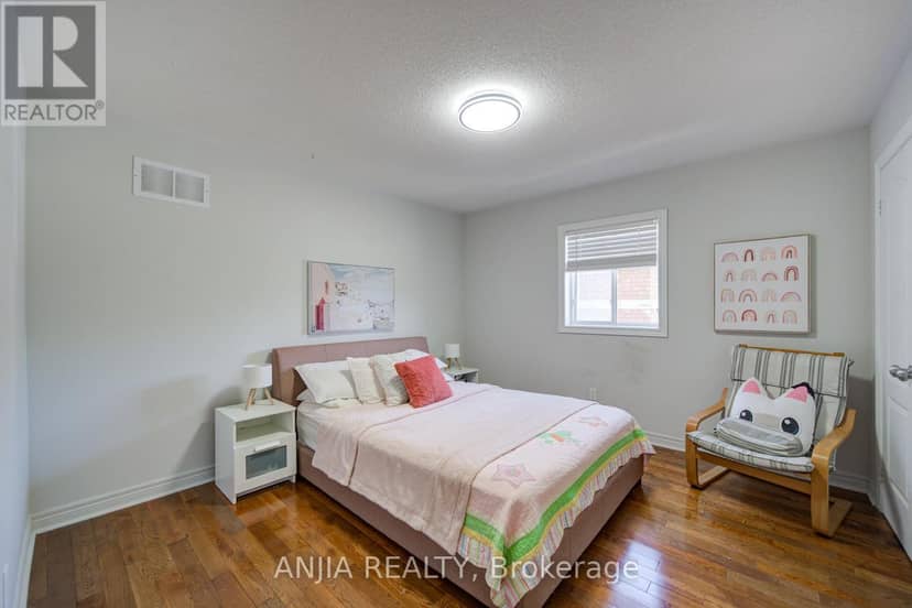132 Estate Garden Drive — photo 34 of 40