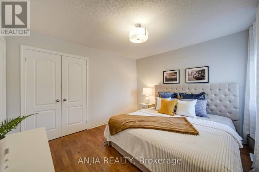 132 Estate Garden Drive — photo 36 of 40