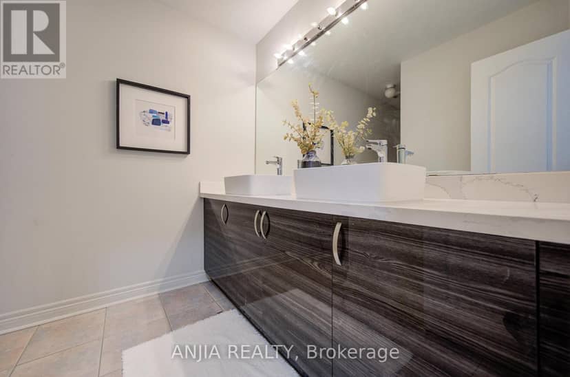 132 Estate Garden Drive — photo 39 of 40