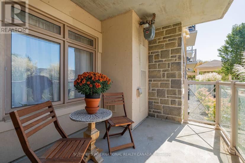 216 - 149 Church Street — photo 14 of 18