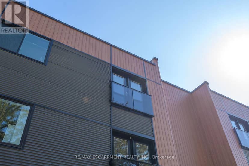 303 - 259 King Street E — photo 35 of 38