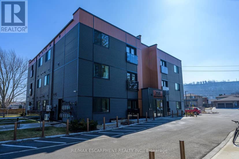 303 - 259 King Street E — photo 4 of 38