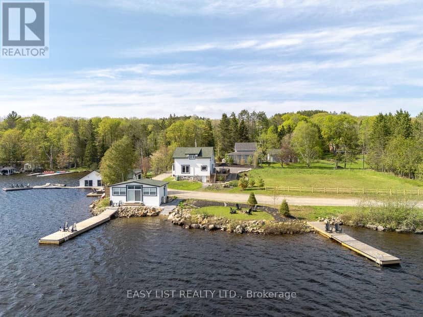 1021 Marina Road, Lake of Bays
