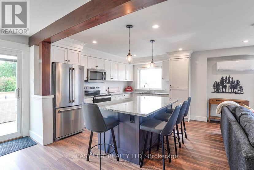 1021 Marina Road, Lake of Bays, photo 7
