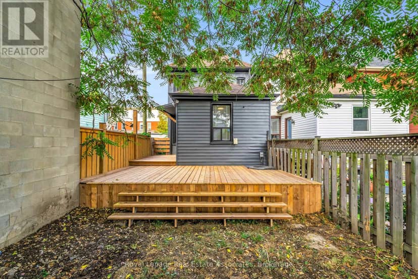 10 Gordon Street — photo 32 of 40