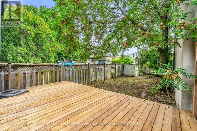10 Gordon Street — photo 37 of 40