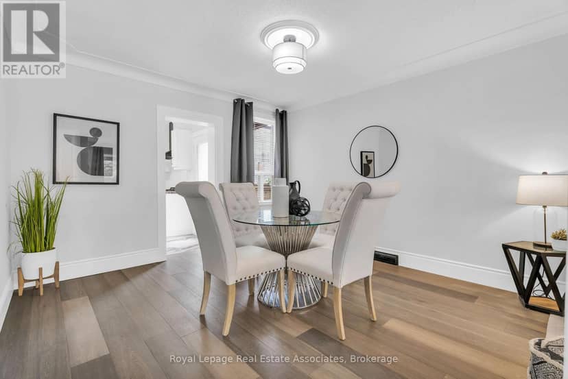 10 Gordon Street — photo 9 of 40