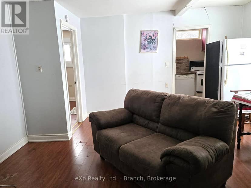 72 Lebel Avenue — photo 4 of 20