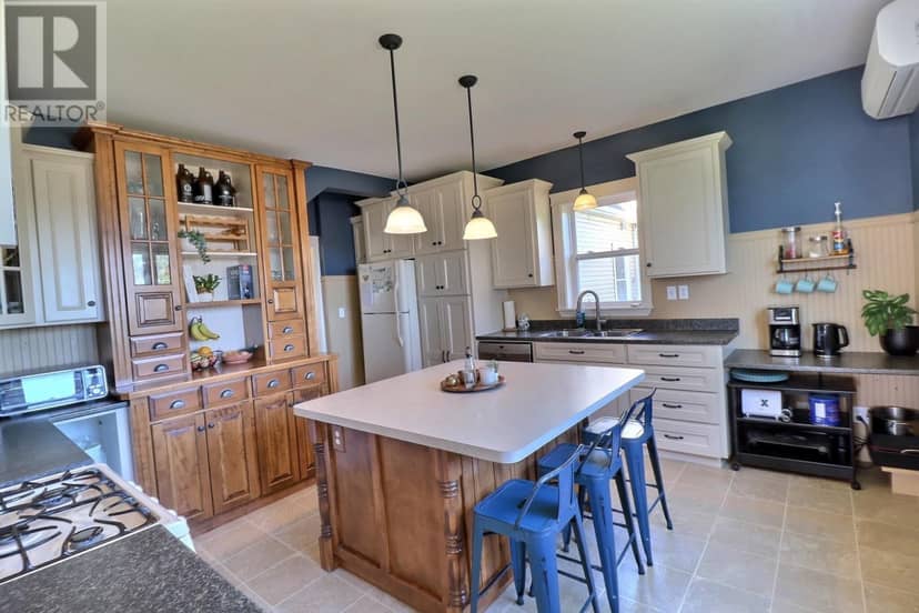 203 Hyde Point Road — photo 6 of 31