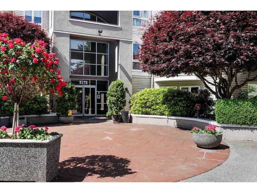 402 3172 GLADWIN ROAD, Abbotsford