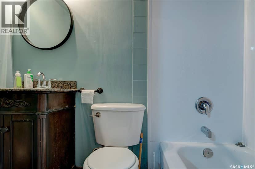 522 4045 Rae STREET — photo 11 of 23