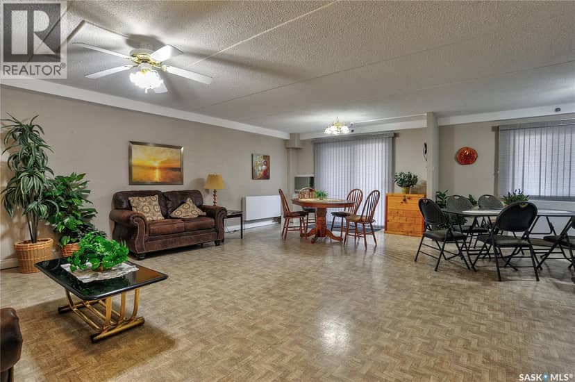 522 4045 Rae STREET — photo 18 of 23