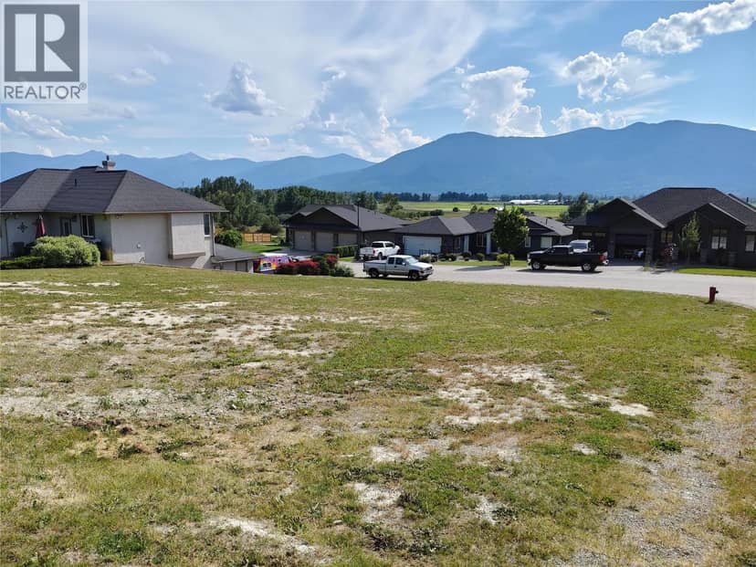1002 Selkirk Drive, Creston, photo 2