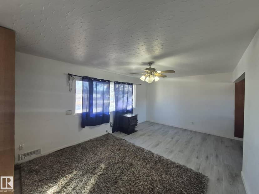 7920 Argyll RD NW — photo 15 of 40