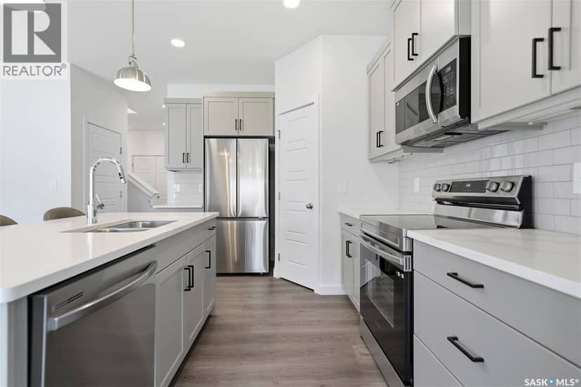 377 Germain MANOR — photo 17 of 40