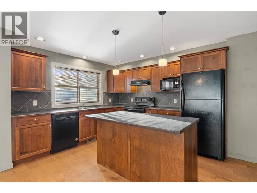 146 McCurdy Road Unit# 2, Kelowna, photo 2