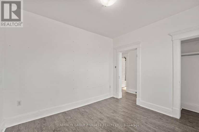255 Kent Street W — photo 32 of 40