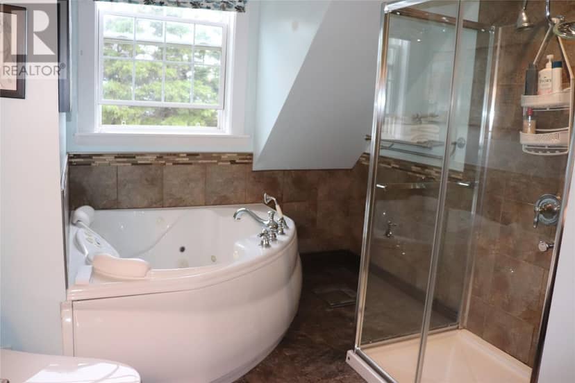 25 Seaside Drive — photo 26 of 40