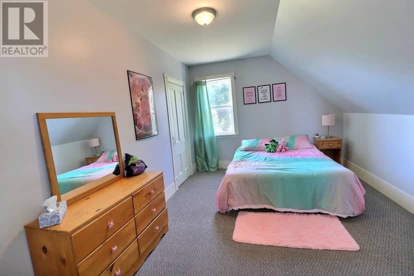 203 Hyde Point Road — photo 21 of 31