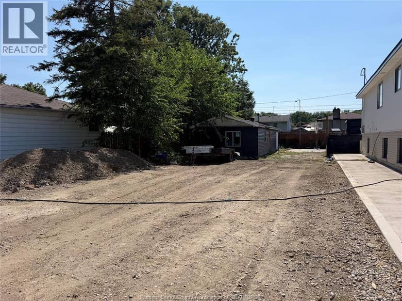 3747 Turner — photo 1 of 5