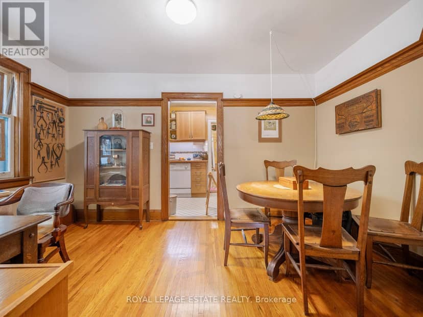 2275 Queen Street E — photo 22 of 40