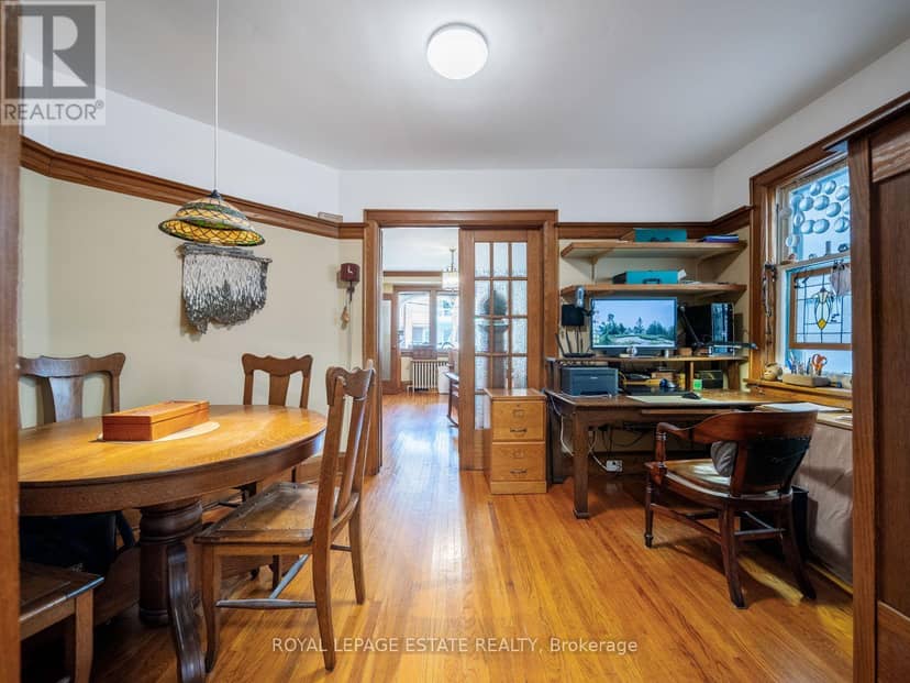 2275 Queen Street E — photo 23 of 40