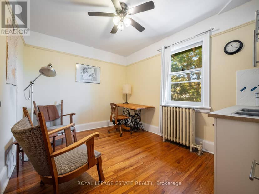 2275 Queen Street E — photo 30 of 40