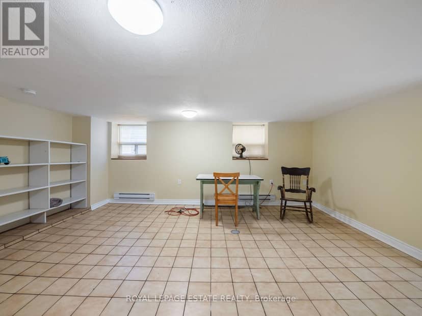 2275 Queen Street E — photo 39 of 40