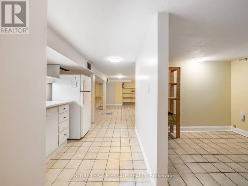 2275 Queen Street E — photo 40 of 40