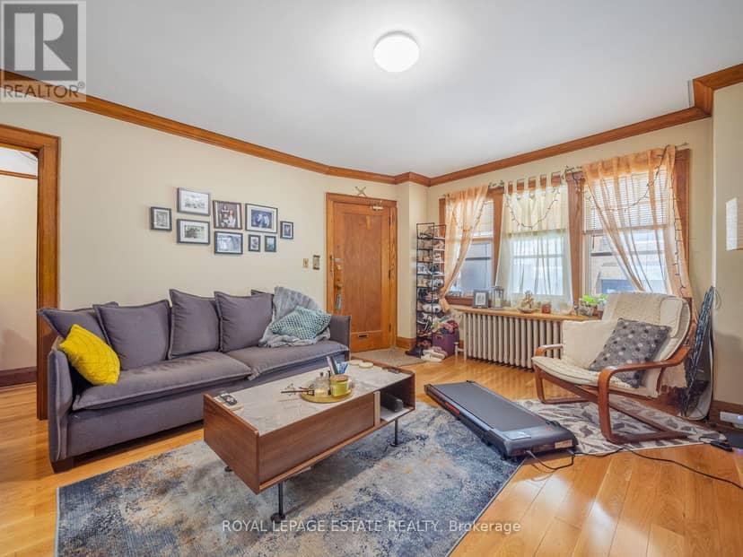 2275 Queen Street E — photo 7 of 40
