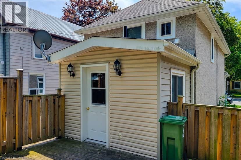 319 KING Street W, Dundas, photo 8
