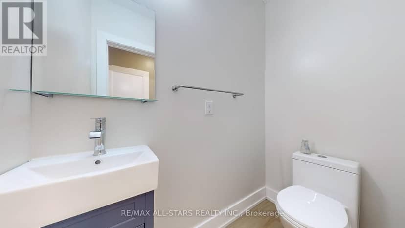 105 Betty Ann Drive — photo 32 of 37