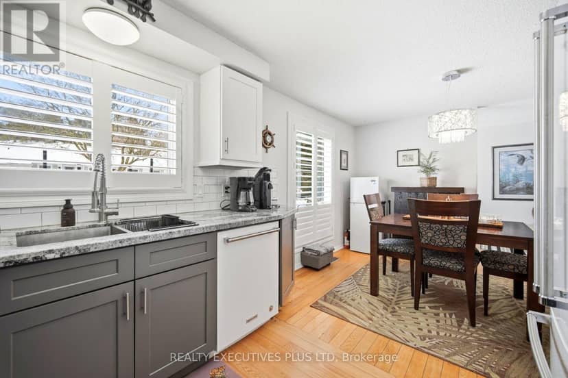 5 Tecumseth Pines Drive — photo 13 of 40