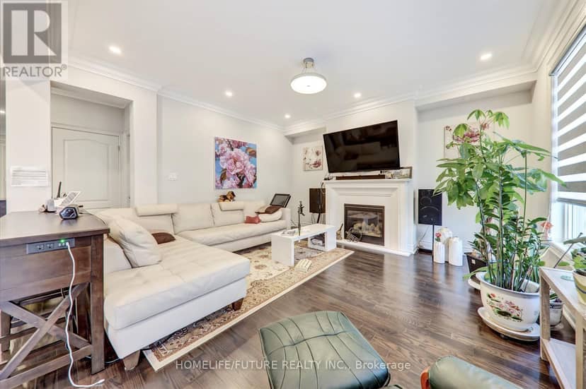 104 Holland Vista Street — photo 16 of 40