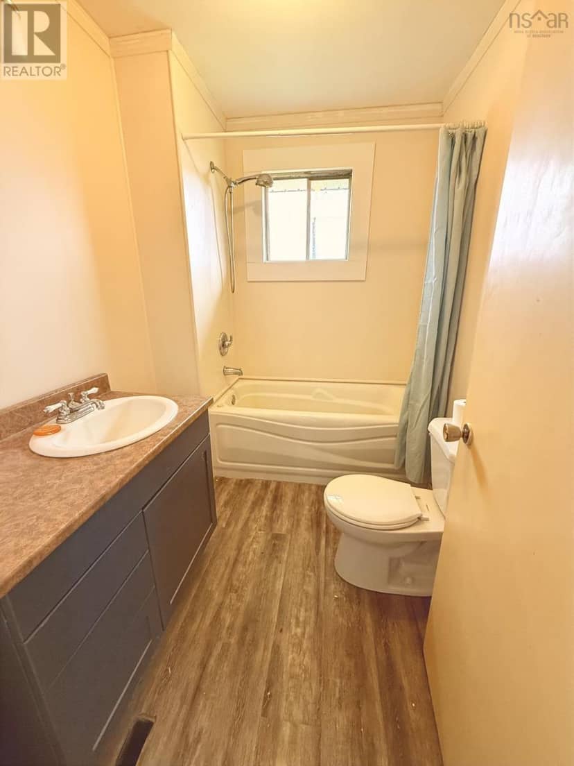 149 South East Cove Road — photo 30 of 40