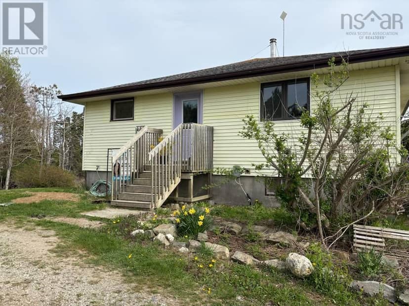 149 South East Cove Road — photo 7 of 40
