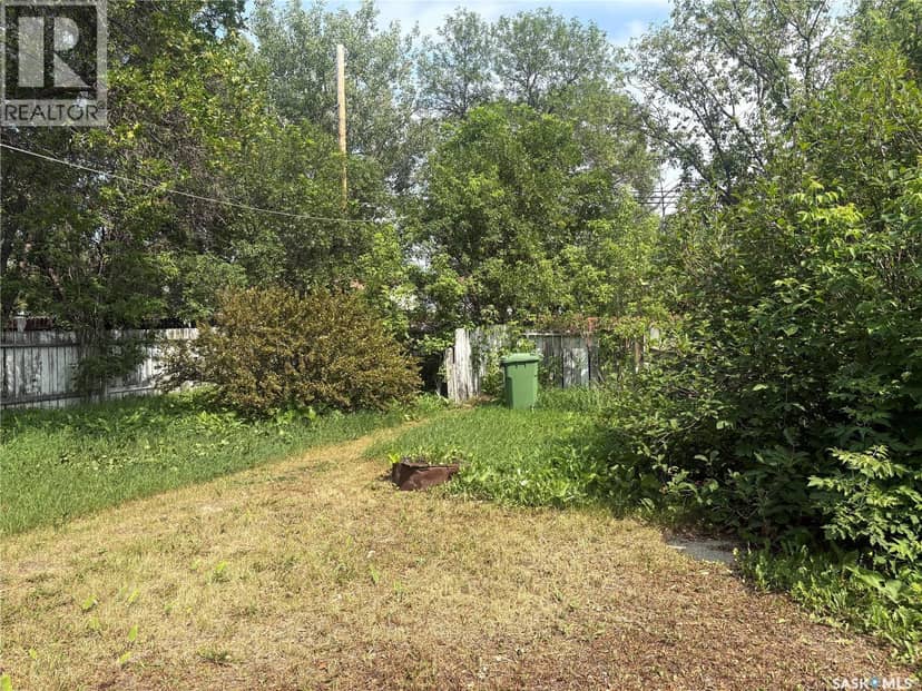 921 Argyle STREET, Regina, photo 2