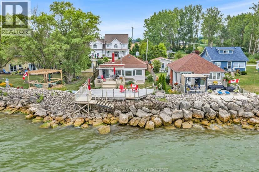 813 Erie Shores DRIVE — photo 3 of 40