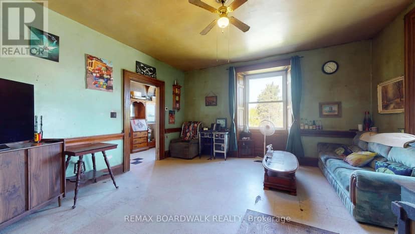 585 Fallbrook Road — photo 16 of 31