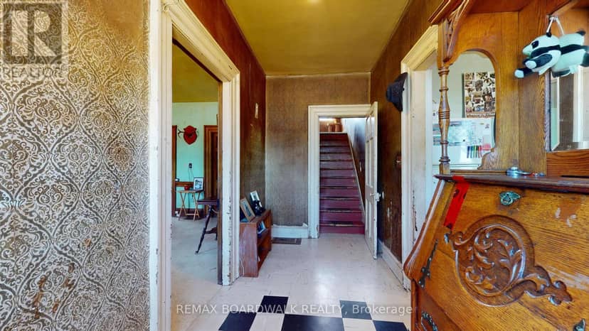 585 Fallbrook Road — photo 23 of 31