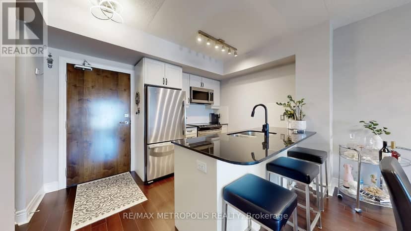 228 - 701 Sheppard Avenue W — photo 10 of 40