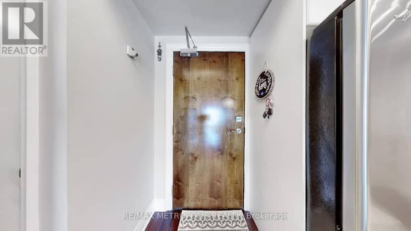 228 - 701 Sheppard Avenue W — photo 26 of 40