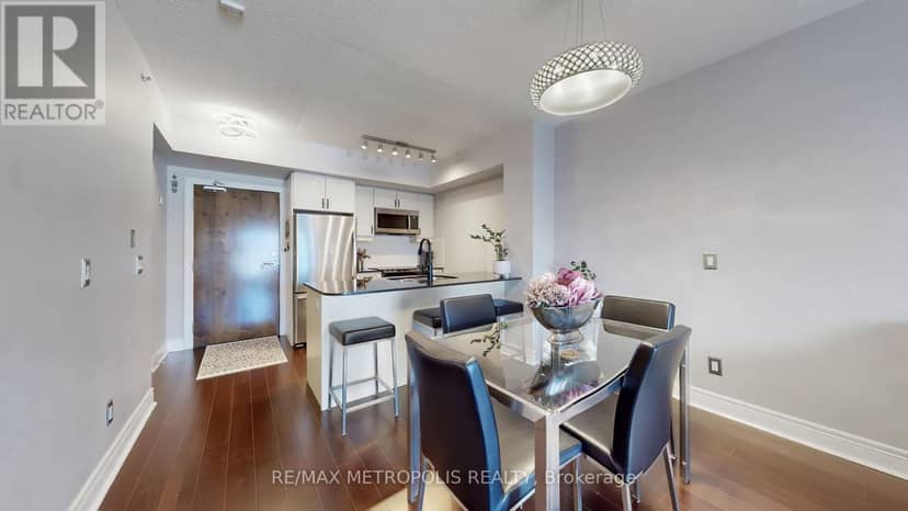 228 - 701 Sheppard Avenue W — photo 8 of 40