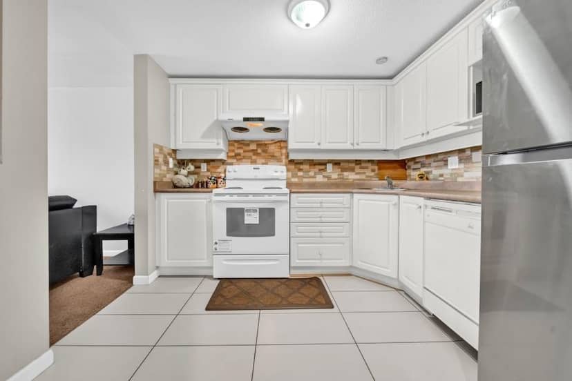 306 13780 76 AVENUE, Surrey, photo 4